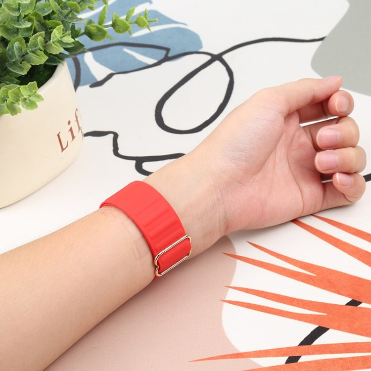 Japanese Word Buckle Silicone Replacement Watchband For Apple Watch Series, 7 45mm / 6 & SE & 5 & 4 44mm / 3 & 2 & 1 42mm, 7 41mm / 6 & SE & 5 & 4 40mm / 3 & 2 & 1 38mm