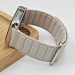 سوار ساعة سيليكون مغناطيسي مع إبزيم عكسي، لسلسلة Apple Watch SE 2023 مقاس 40 مم، لسلسلة Apple Watch Ultra 2 مقاس 49 مم، لسلسلة Apple Watch 9 مقاس 45 مم
