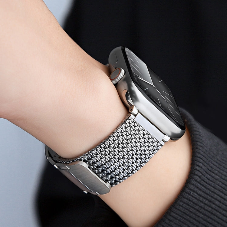 سوار ساعة من الفولاذ المقاوم للصدأ بسلسلة مضفرة مع إبزيم مغناطيسي، لساعات Apple Watch SE 40mm، Apple Watch SE 44mm، Apple Watch Series 6 40mm، Apple Watch Series 6 44mm، Apple Watch Series 5 44mm، Apple Watch Series 5 40mm