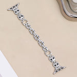 Bracelet de montre xDfind en métal à motif diamant en forme de panda roux, compatible avec Apple Watch 42/44/45/46/49 mm et Apple Watch 38/40/41/S11 42 mm.