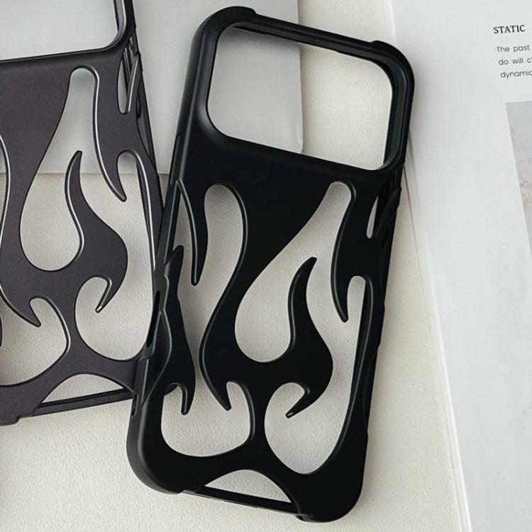 غطاء هاتف TPU مطلي برذاذ مع تبريد وتصميم مجوف على شكل لهب مع لمسة غير لامعة، لهواتف iPhone 17 Pro Max، iPhone 17 Pro، iPhone 17، iPhone Air، iPhone 16 Pro Max، iPhone 16 Pro، iPhone 16 Plus، iPhone 16، iPhone 15 Pro Max، iPhone 15 Pro