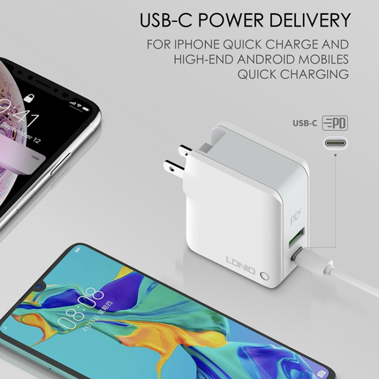 شاحن سفر سريع قابل للطي LDNIO A4403C 30W PD + Auto-id مع كابل USB-C / Type-C بطول 1 متر، قابس AU، مع كابل Type-C، 30W مع كابل Type-C
