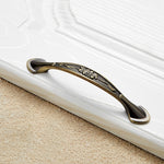 6026-96 European Style Zinc Alloy Cabinet Wardrobe Drawer Door Handle, Hole Spacing: 96mm (Bronze), 6026-96 Bronze