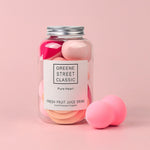 Set mit weichen Make-up-Schwämmen, Ei-Kosmetik-Puffs und Fläschchen, zufällige Farbauswahl