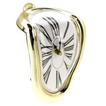 ساعة فنية عتيقة مشوهة بأرقام رومانية، كروم ذائب، كوارتز غير منتظم