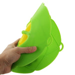 New Spill-Proof, Anti-Flutter and Heat-Resistant Silicone Pot Cover (Ramdom Color Delivery)