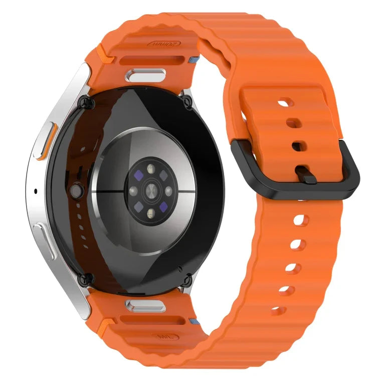 سوار ساعة سيليكون بنقشة حبيبات متموجة مع مشبك أسود مخيط، لـ Samsung Galaxy Watch 5 مقاس 40 / 44مم، لـ Samsung Galaxy Watch 5 Pro، لـ Samsung Galaxy Watch 4 مقاس 40 / 44مم، لـ Samsung Galaxy Watch 4 Classic مقاس 42 / 46مم