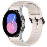 سوار ساعة سيليكون بنقشة حبيبات متموجة مع مشبك أسود مخيط، لـ Samsung Galaxy Watch 5 مقاس 40 / 44مم، لـ Samsung Galaxy Watch 5 Pro، لـ Samsung Galaxy Watch 4 مقاس 40 / 44مم، لـ Samsung Galaxy Watch 4 Classic مقاس 42 / 46مم