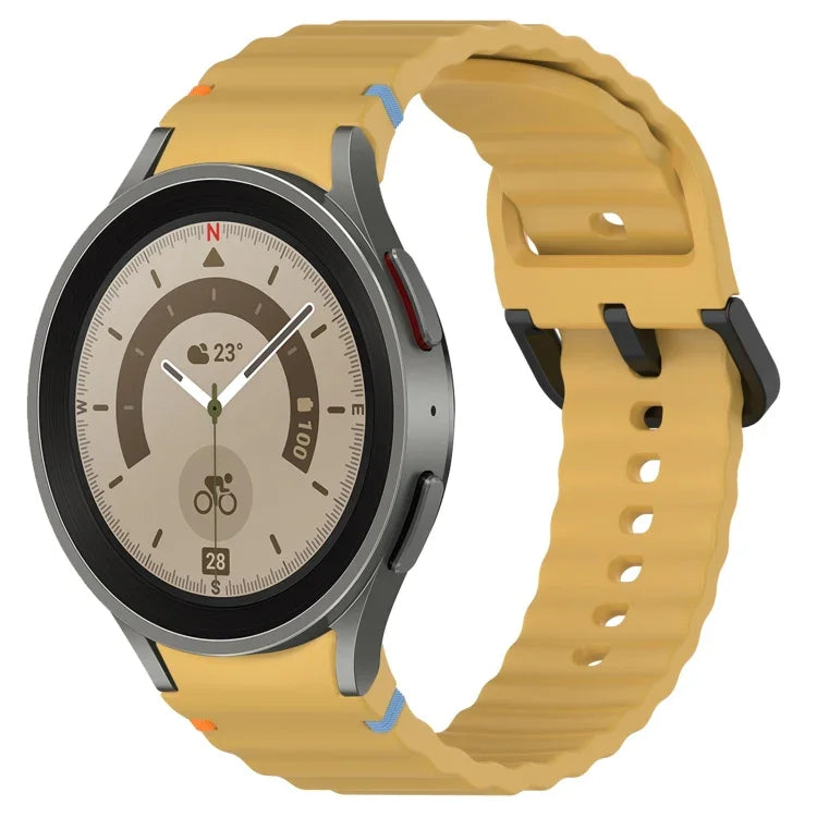 سوار ساعة سيليكون بنقشة حبيبات متموجة مع مشبك أسود مخيط، لـ Samsung Galaxy Watch 5 مقاس 40 / 44مم، لـ Samsung Galaxy Watch 5 Pro، لـ Samsung Galaxy Watch 4 مقاس 40 / 44مم، لـ Samsung Galaxy Watch 4 Classic مقاس 42 / 46مم