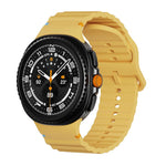 Wavy Grain Stitched Color Buckle Silicone Watch Band, For Samsung Galaxy Watch8 / Watch8 Classic