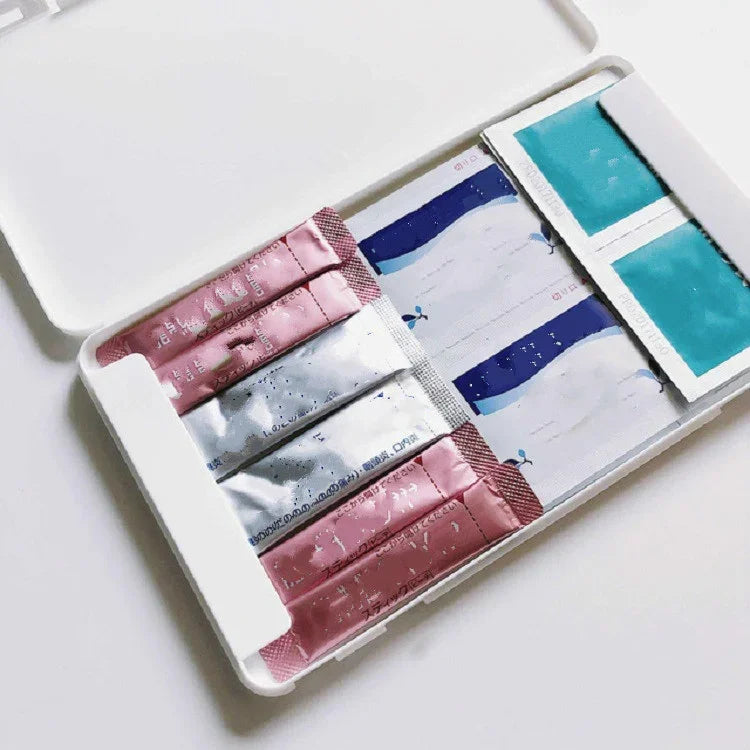 Mask Storage Box Dustproof Moistureproof Portable Band-aid Bill Temporary Storage Holder, Band-aid Bill Holder