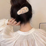 B316 2pcs Cute Woolen Knitting Hairpin Sweet and Versatile Handmade Side Clip, Beige, Cherry